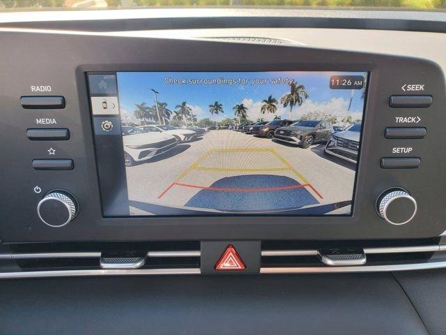 Hyundai Elantra Se Fwd 4D Sedan - Thumbnail 20