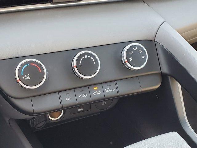 Hyundai Elantra Se Fwd 4D Sedan - Thumbnail 20