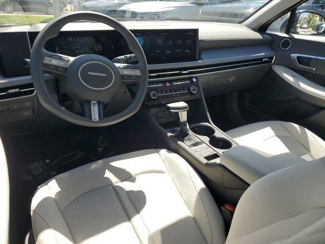 Hyundai Sonata Se Fwd 4D Sedan - Thumbnail 12