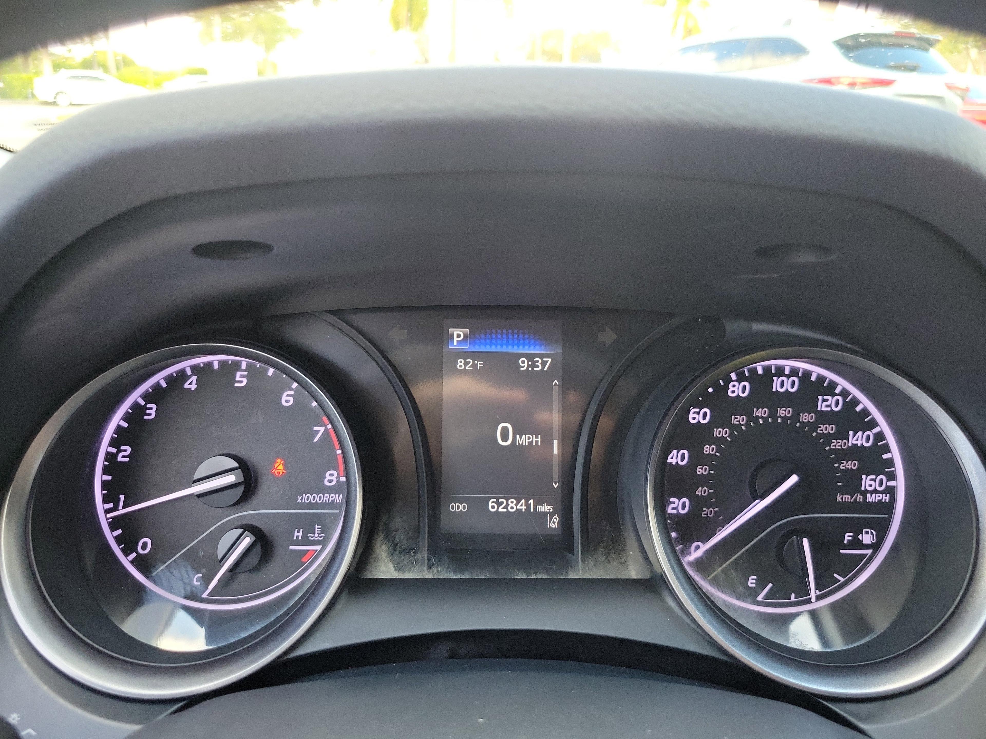 Toyota Camry Se Fwd - Thumbnail 18