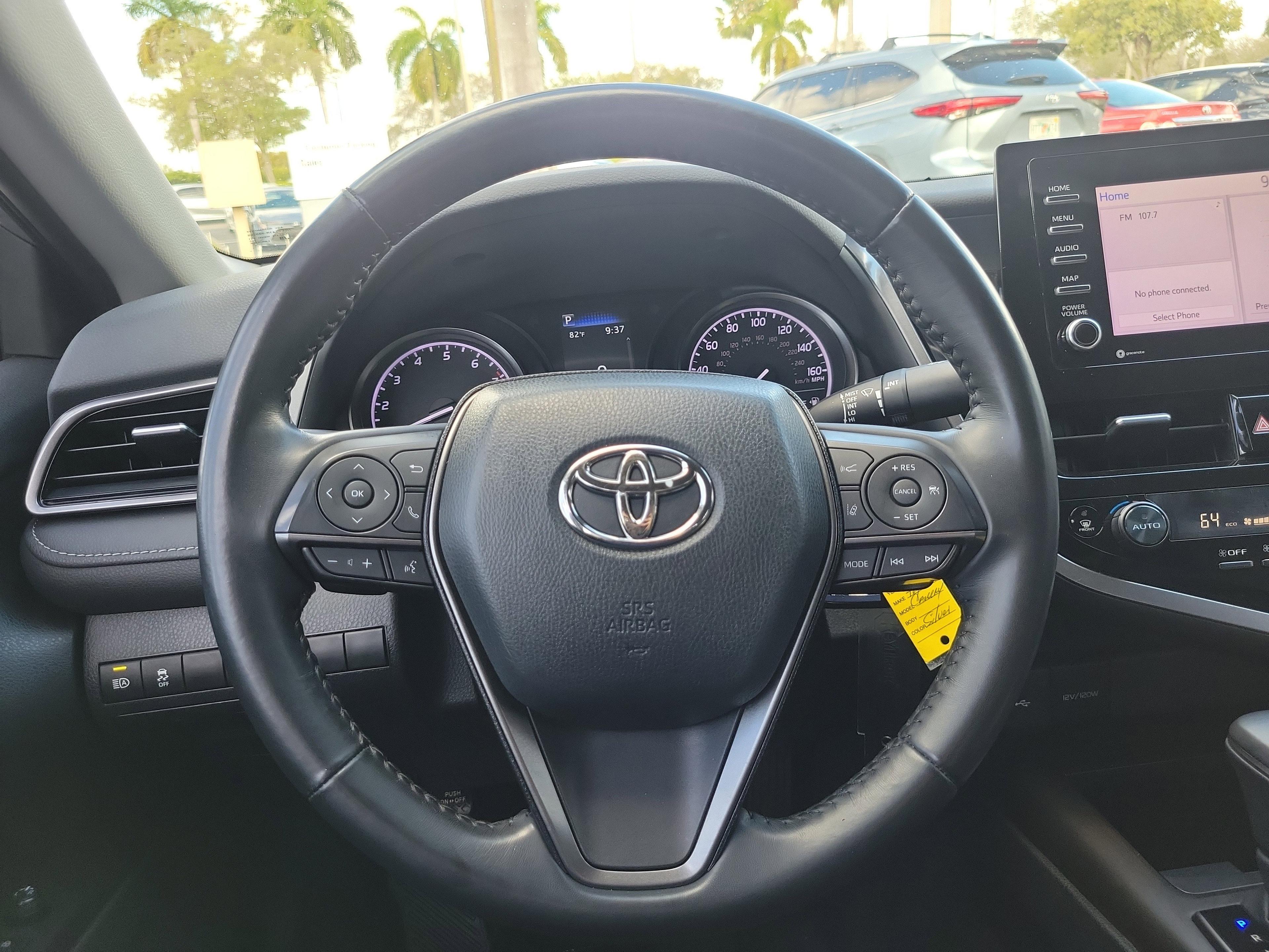 Toyota Camry Se Fwd - Thumbnail 15