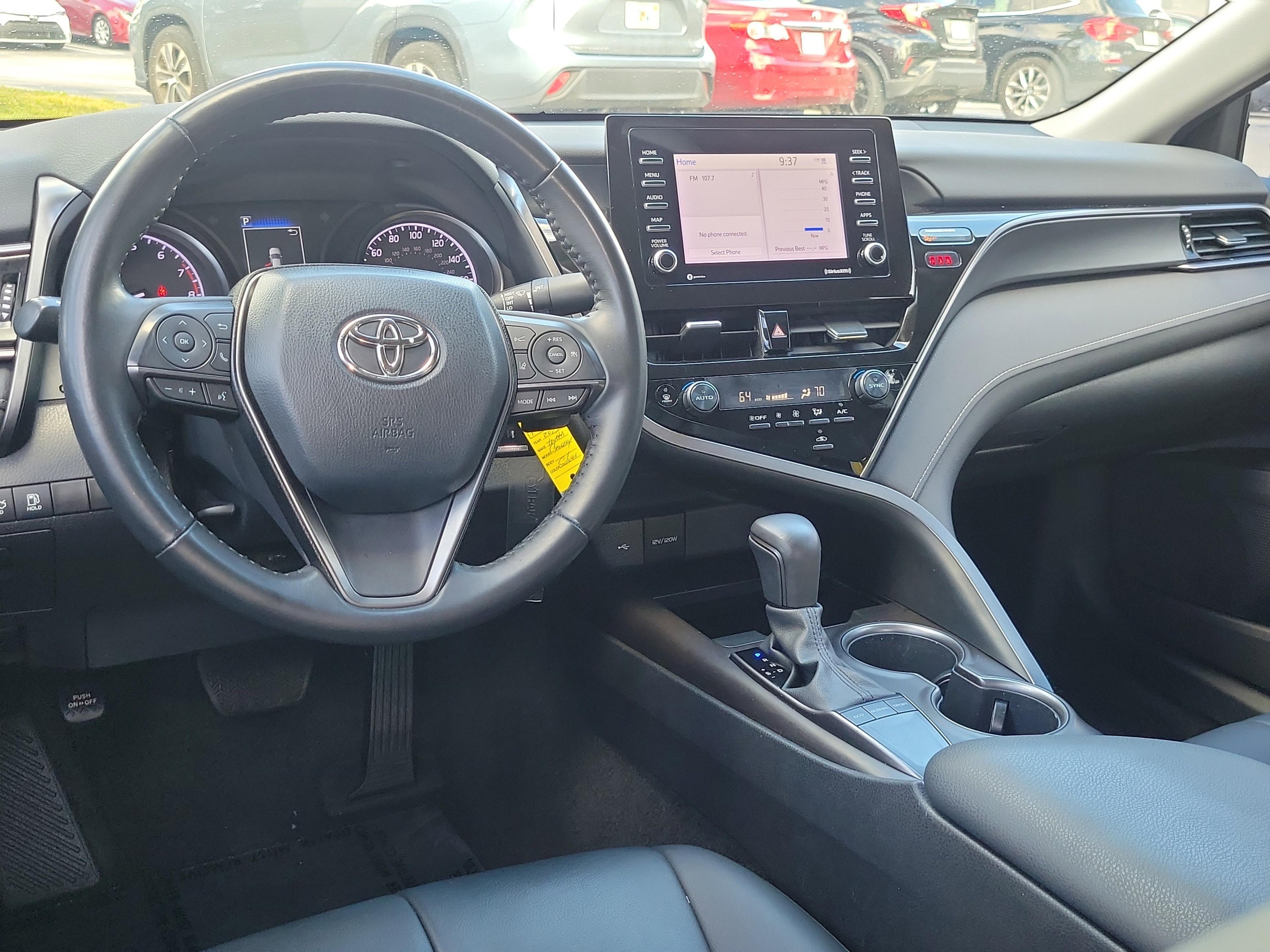 Toyota Camry Se Fwd - Thumbnail 10