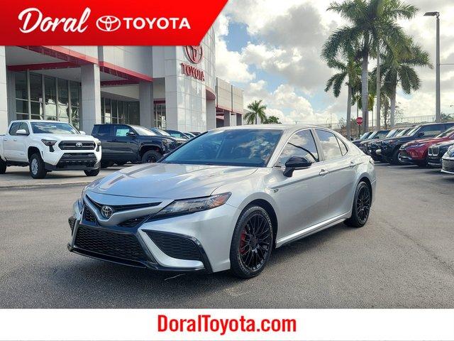 Toyota Camry Se Fwd - View 1