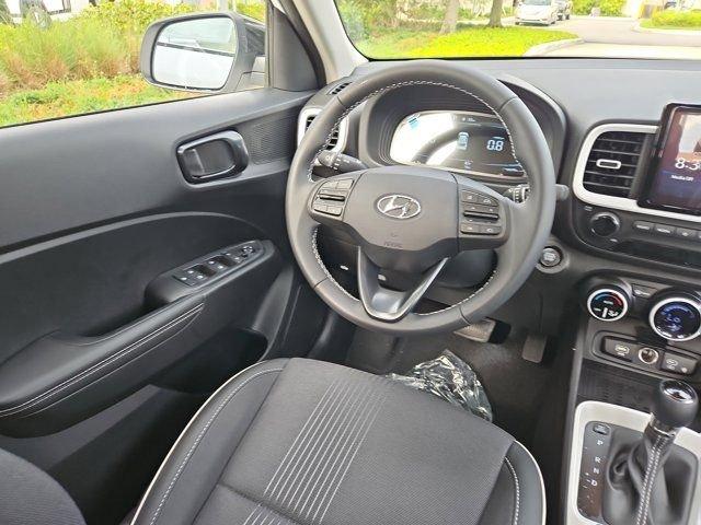Hyundai Venue Limited Fwd 4D Sport Utility - Thumbnail 8