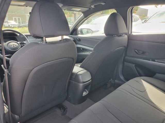 Hyundai Elantra Sel Sport Fwd 4D Sedan - Thumbnail 8