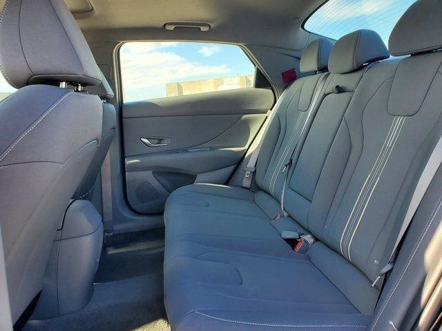 Hyundai Elantra Sel Sport Fwd 4D Sedan - Thumbnail 8