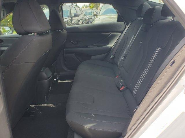 Hyundai Elantra Sel Sport Fwd 4D Sedan - Thumbnail 7