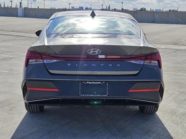 Hyundai Elantra Sel Convenience Fwd 4D Sedan - Thumbnail 6