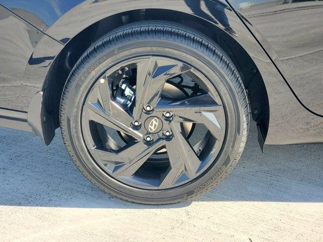 Hyundai Elantra Sel Sport Premium Fwd 4D Sedan - Thumbnail 6