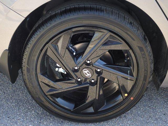 Hyundai Elantra Sel Sport Premium Fwd 4D Sedan - Thumbnail 6