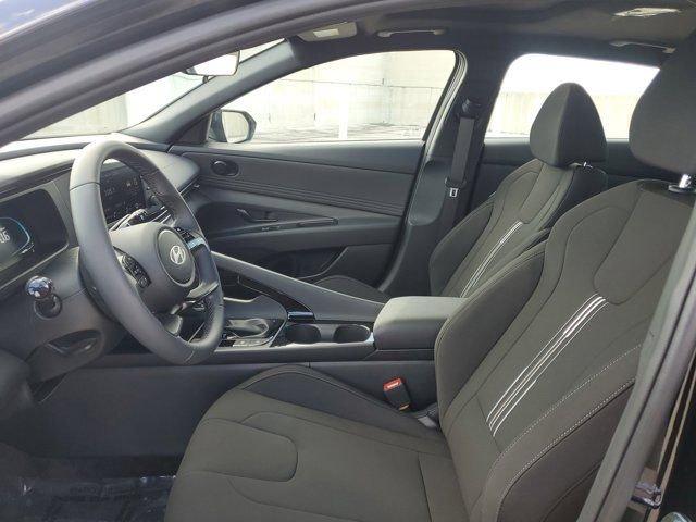 Hyundai Elantra Sel Sport Premium Fwd 4D Sedan - Thumbnail 14