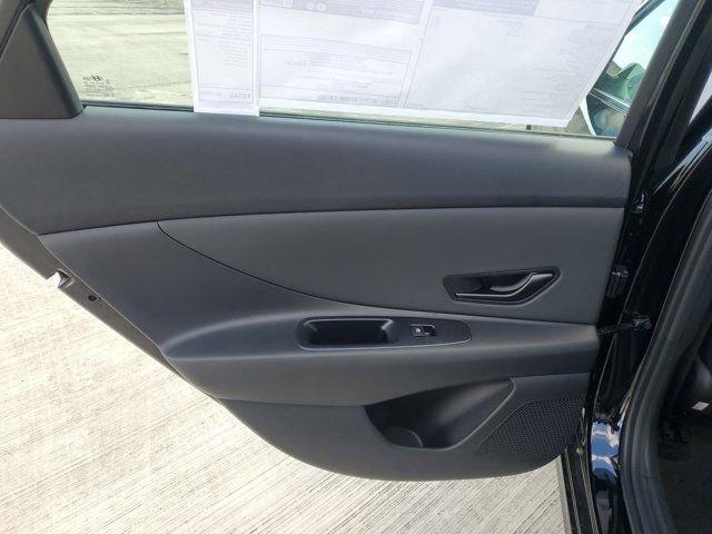 Hyundai Elantra Sel Sport Premium Fwd 4D Sedan - Thumbnail 12