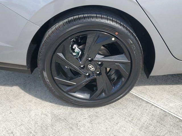 Hyundai Elantra Sel Sport Premium Fwd 4D Sedan - Thumbnail 7