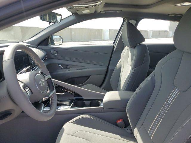 Hyundai Elantra Sel Sport Premium Fwd 4D Sedan - Thumbnail 14