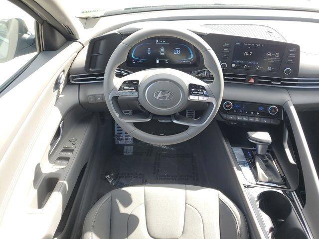 Hyundai Elantra Sel Sport Premium Fwd 4D Sedan - Thumbnail 12