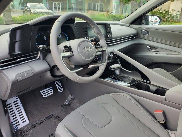 Hyundai Elantra Sel Sport Premium Fwd 4D Sedan - Thumbnail 12