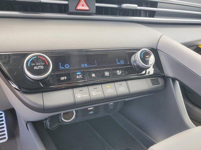 Hyundai Elantra Sel Sport Premium Fwd 4D Sedan - Thumbnail 19