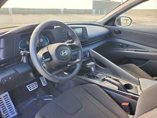 Hyundai Elantra Sel Sport Premium Fwd 4D Sedan - Thumbnail 12