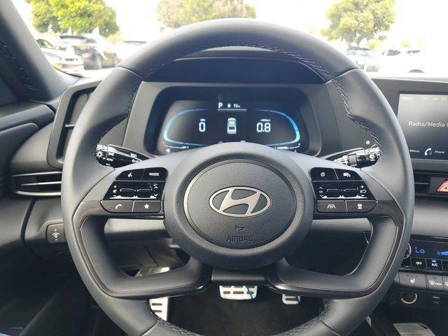 Hyundai Elantra Sel Sport Premium Fwd 4D Sedan - Thumbnail 13