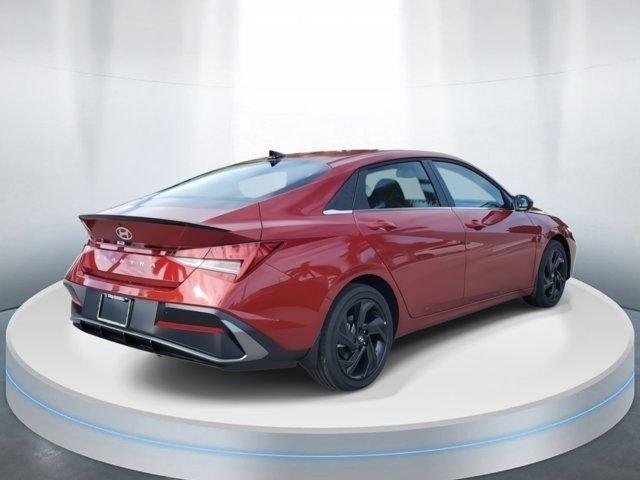 Hyundai Elantra Sel Sport Premium Fwd 4D Sedan - Thumbnail 5