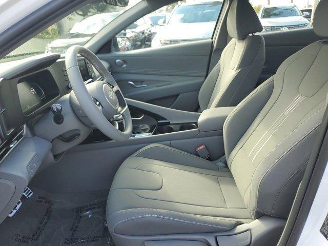 Hyundai Elantra Sel Sport Premium Fwd 4D Sedan - Thumbnail 10