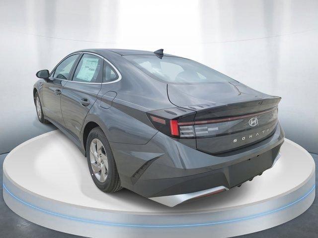 Hyundai Sonata Se Fwd 4D Sedan - Thumbnail 5