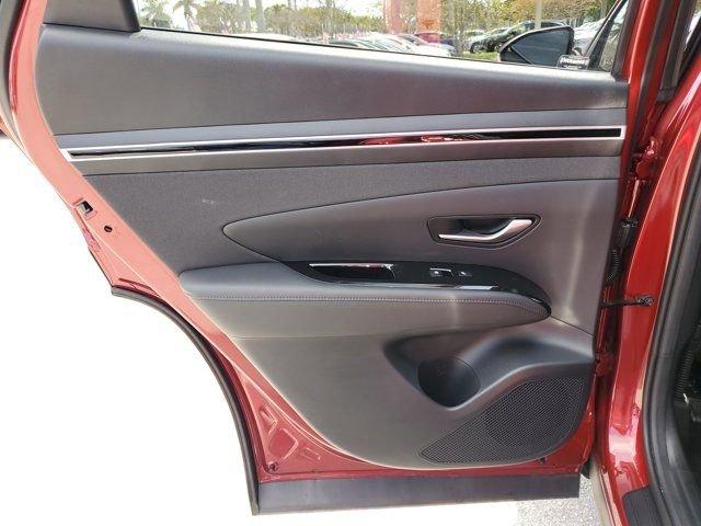 Hyundai Tucson Limited Fwd 4D Sport Utility - Thumbnail 11