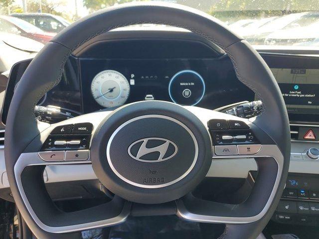 Hyundai Elantra Limited Fwd 4D Sedan - Thumbnail 13