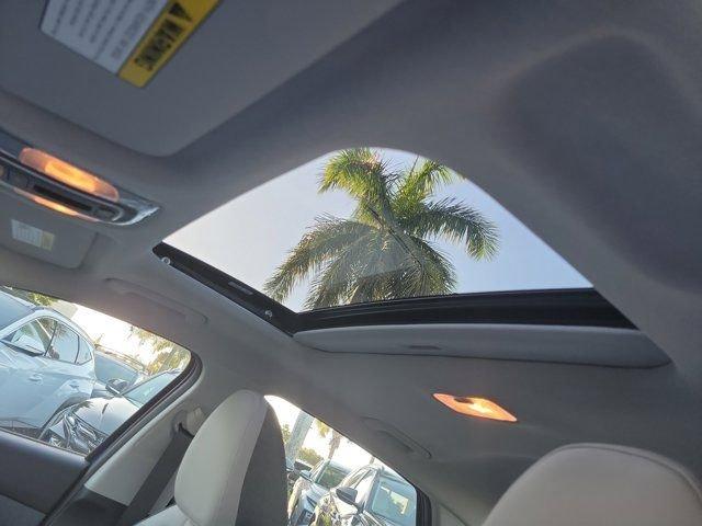 Hyundai Elantra Limited Fwd 4D Sedan - Thumbnail 20