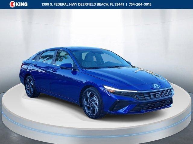 Hyundai Elantra Limited Fwd 4D Sedan - View 1