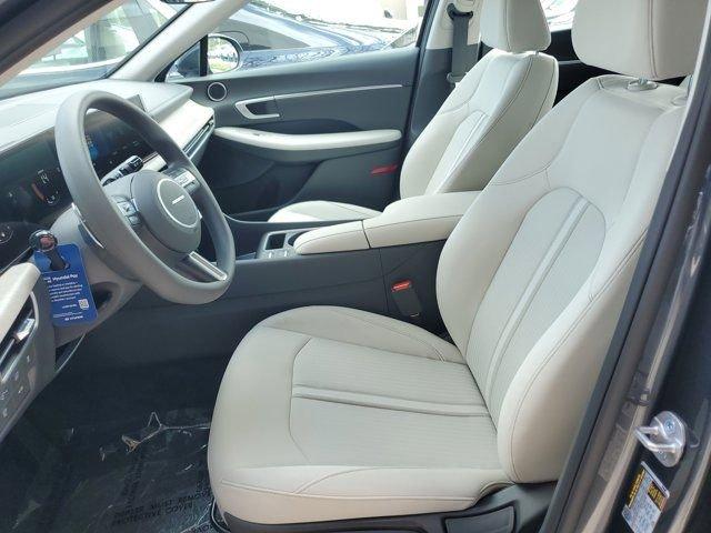 Hyundai Sonata Hybrid Blue Fwd 4D Sedan - Thumbnail 10