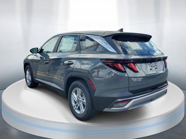 Hyundai Tucson Se Fwd Fwd 4D Sport Utility - Thumbnail 4