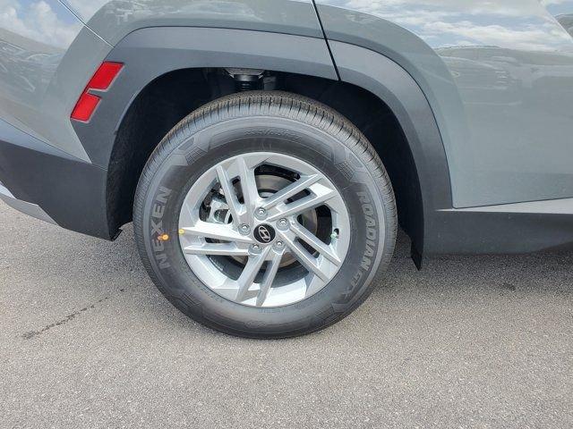 Hyundai Tucson Se Fwd Fwd 4D Sport Utility - Thumbnail 6