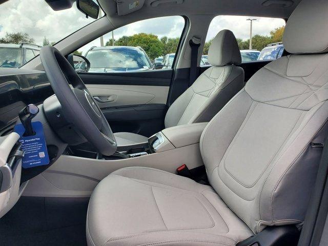Hyundai Tucson Se Fwd Fwd 4D Sport Utility - Thumbnail 11