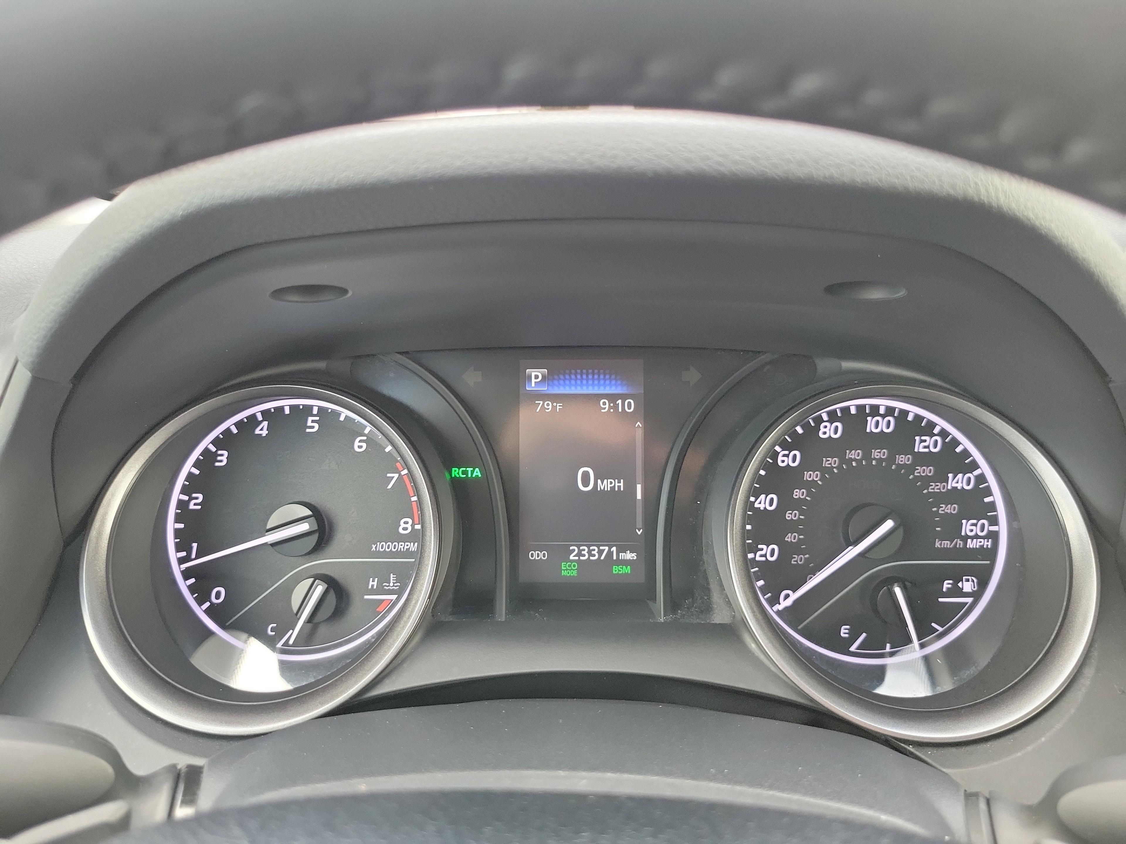 Toyota Camry Se Fwd - Thumbnail 18