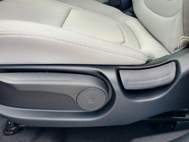 Hyundai Tucson Se Fwd Fwd 4D Sport Utility - Thumbnail 12