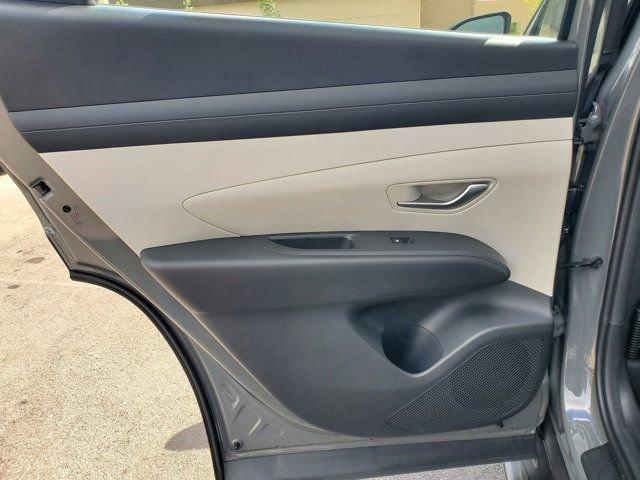 Hyundai Tucson Se Fwd Fwd 4D Sport Utility - Thumbnail 7