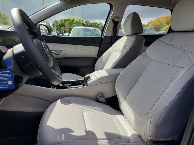 Hyundai Tucson Se Fwd Fwd 4D Sport Utility - Thumbnail 9