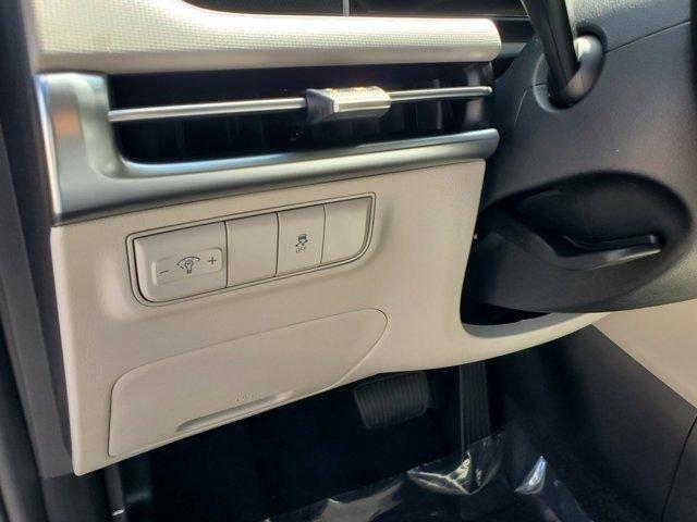 Hyundai Tucson Se Fwd Fwd 4D Sport Utility - Thumbnail 9