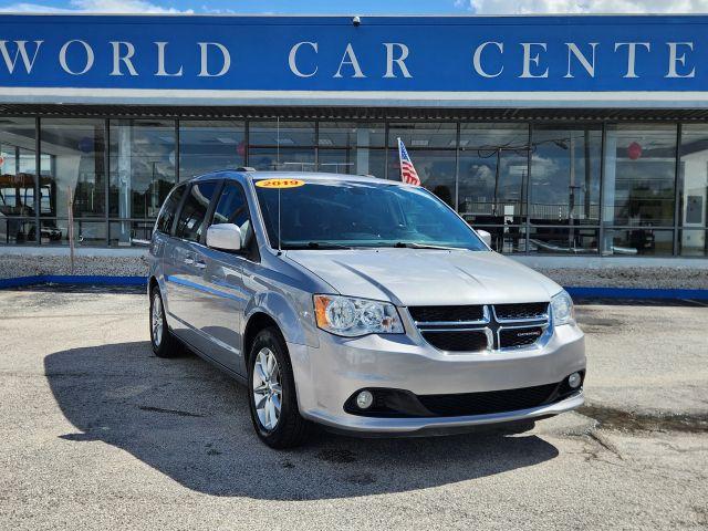 DODGE GRAND CARAVAN PASSENGER - View 1