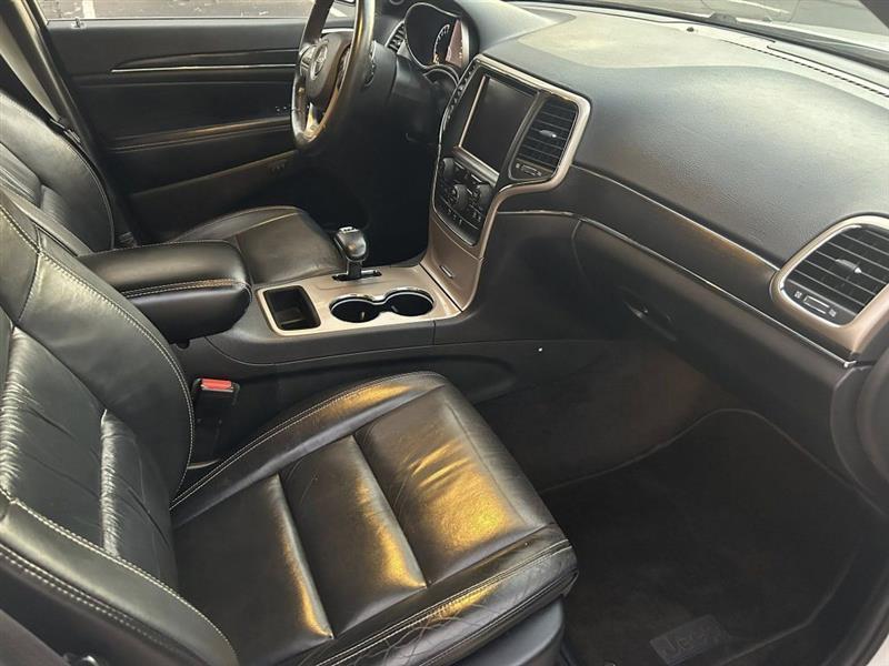 Jeep Grand Cherokeelimited 2Wd - Thumbnail 10