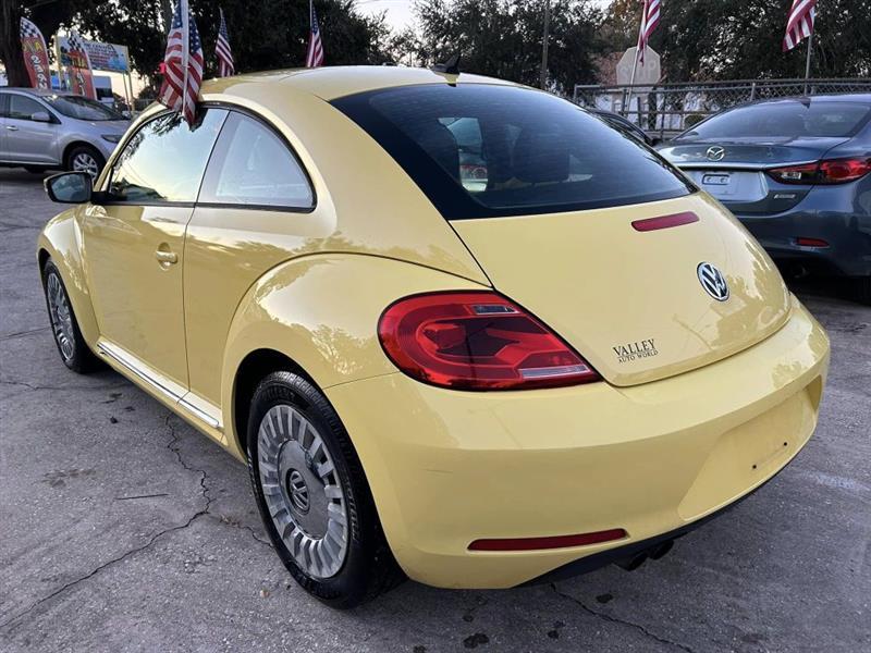 Volkswagen Beetle1.8T - Thumbnail 4