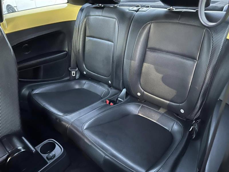 Volkswagen Beetle1.8T - Thumbnail 6