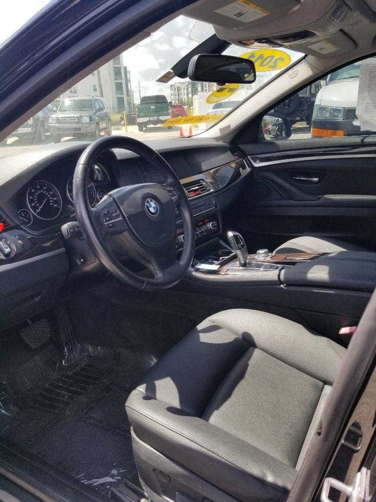 Bmw 5-Series528I - Thumbnail 11