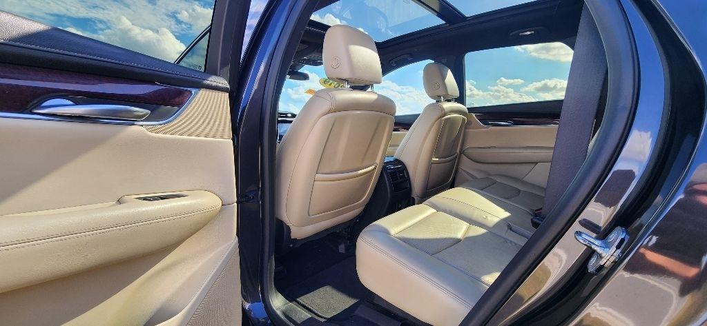 Cadillac Xt5Premium Luxury - Thumbnail 17