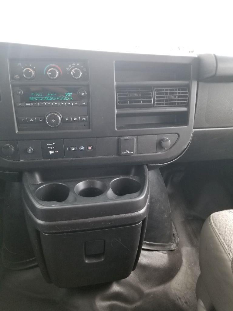 Chevrolet Express2500 Cargo - Thumbnail 18