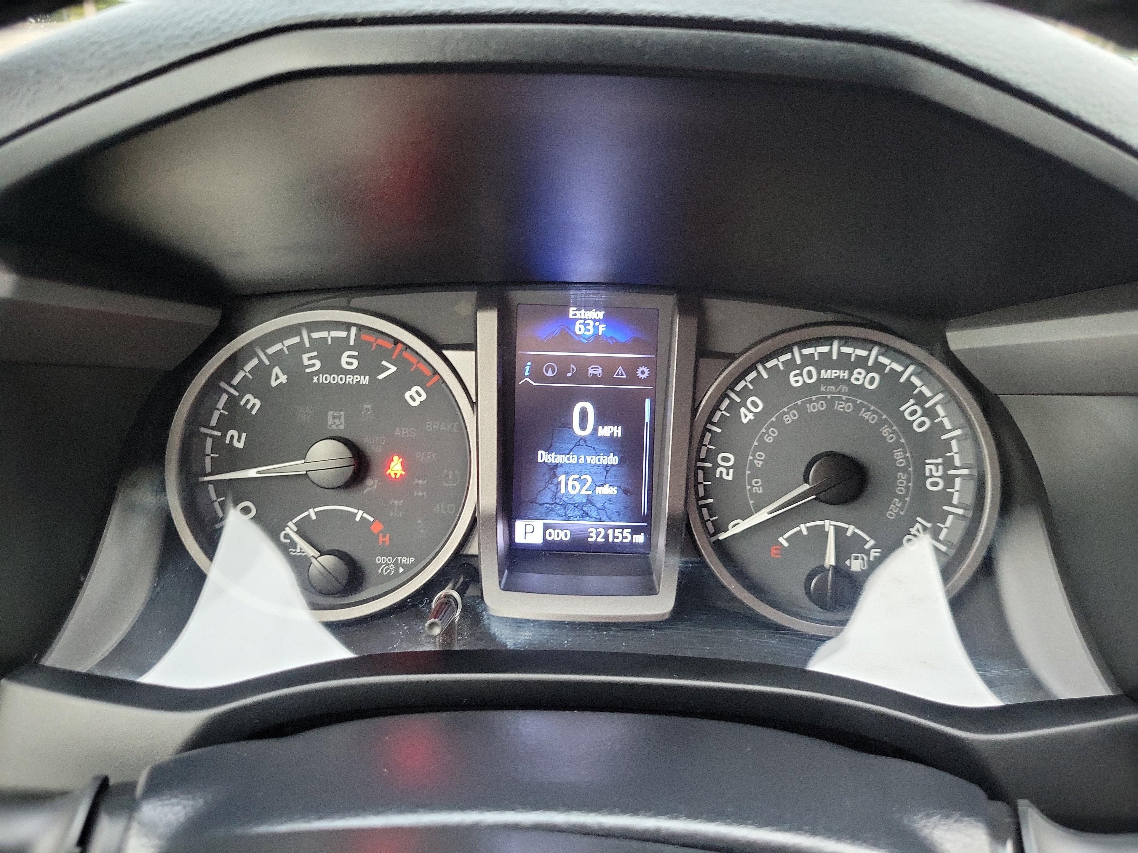 Toyota Tacoma 4Wd Sr5 4Wd Crew Cab - Thumbnail 18