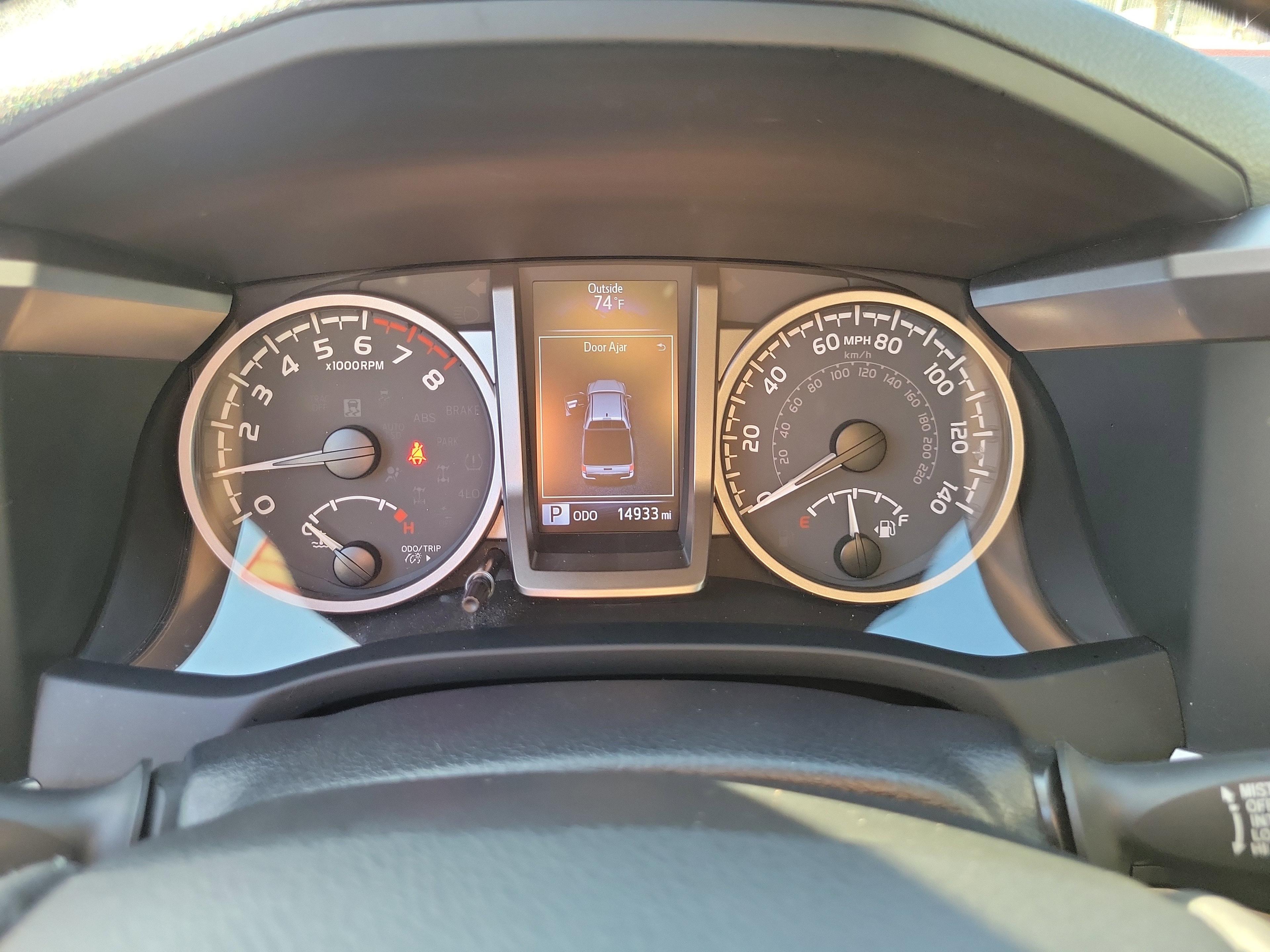 Toyota Tacoma 2Wd Sr5 Rwd Crew Cab - Thumbnail 16