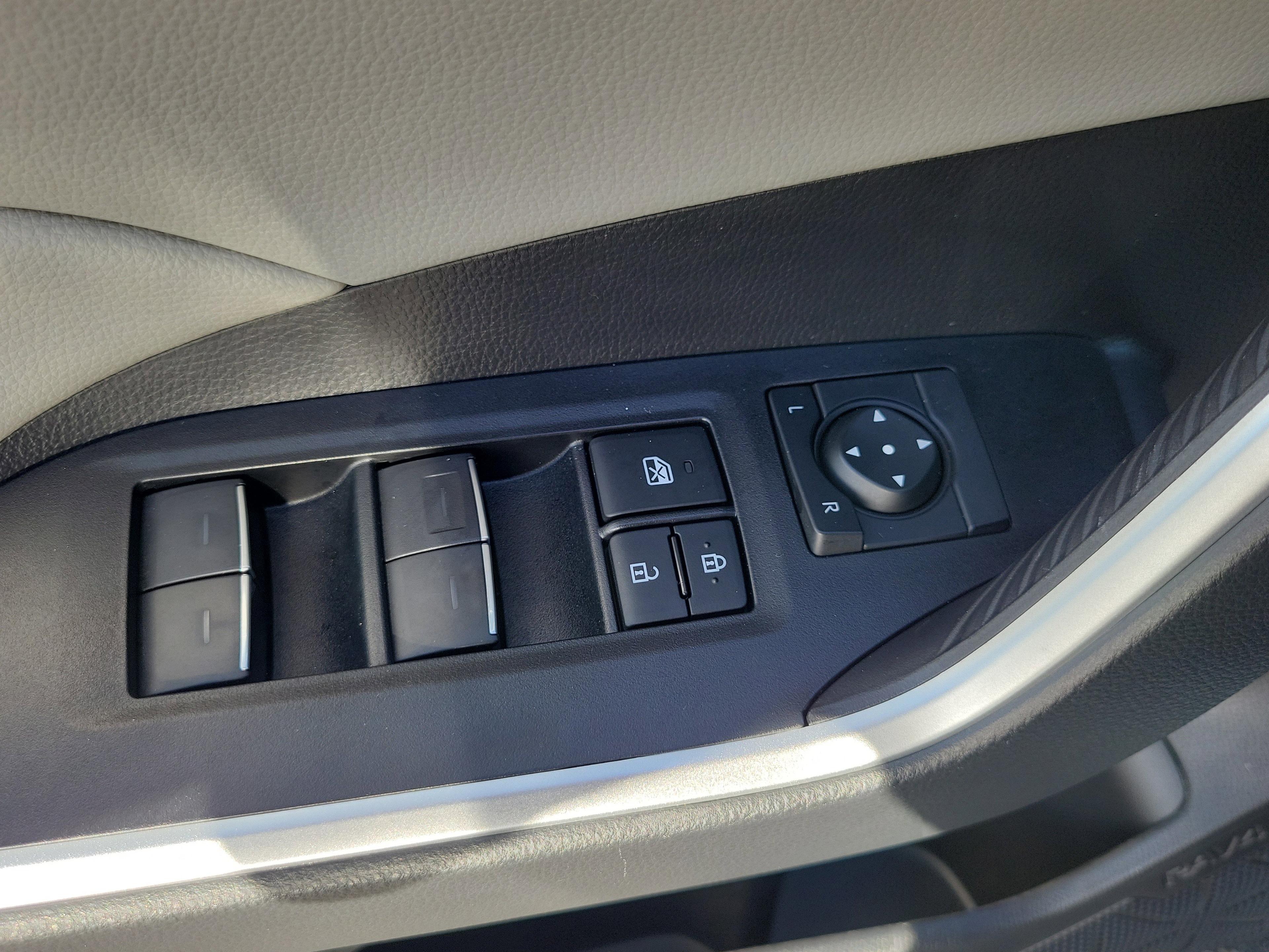 Toyota Rav4 Xle Fwd - Thumbnail 15