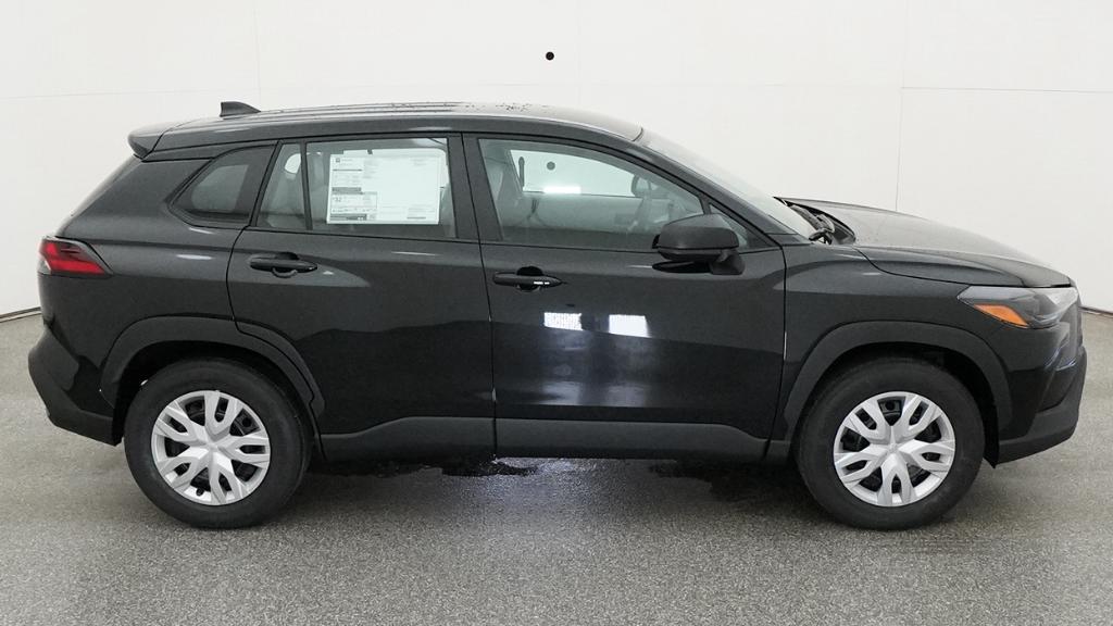 Toyota Corolla Cross L - Thumbnail 17